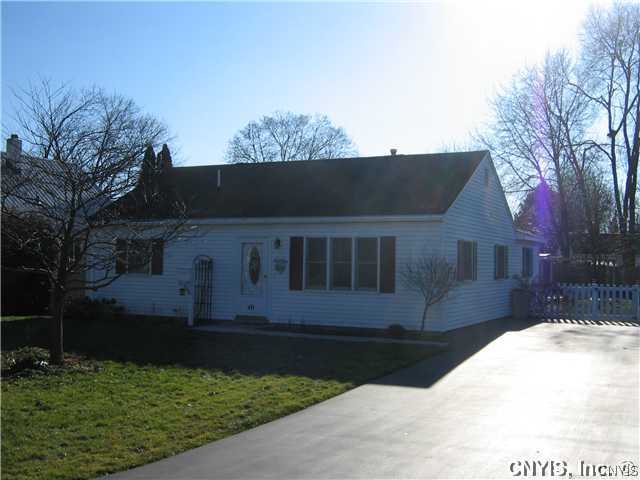 40 Homeland Road Clay, NY 13212 - Photo 1 of 1 Exterior Front