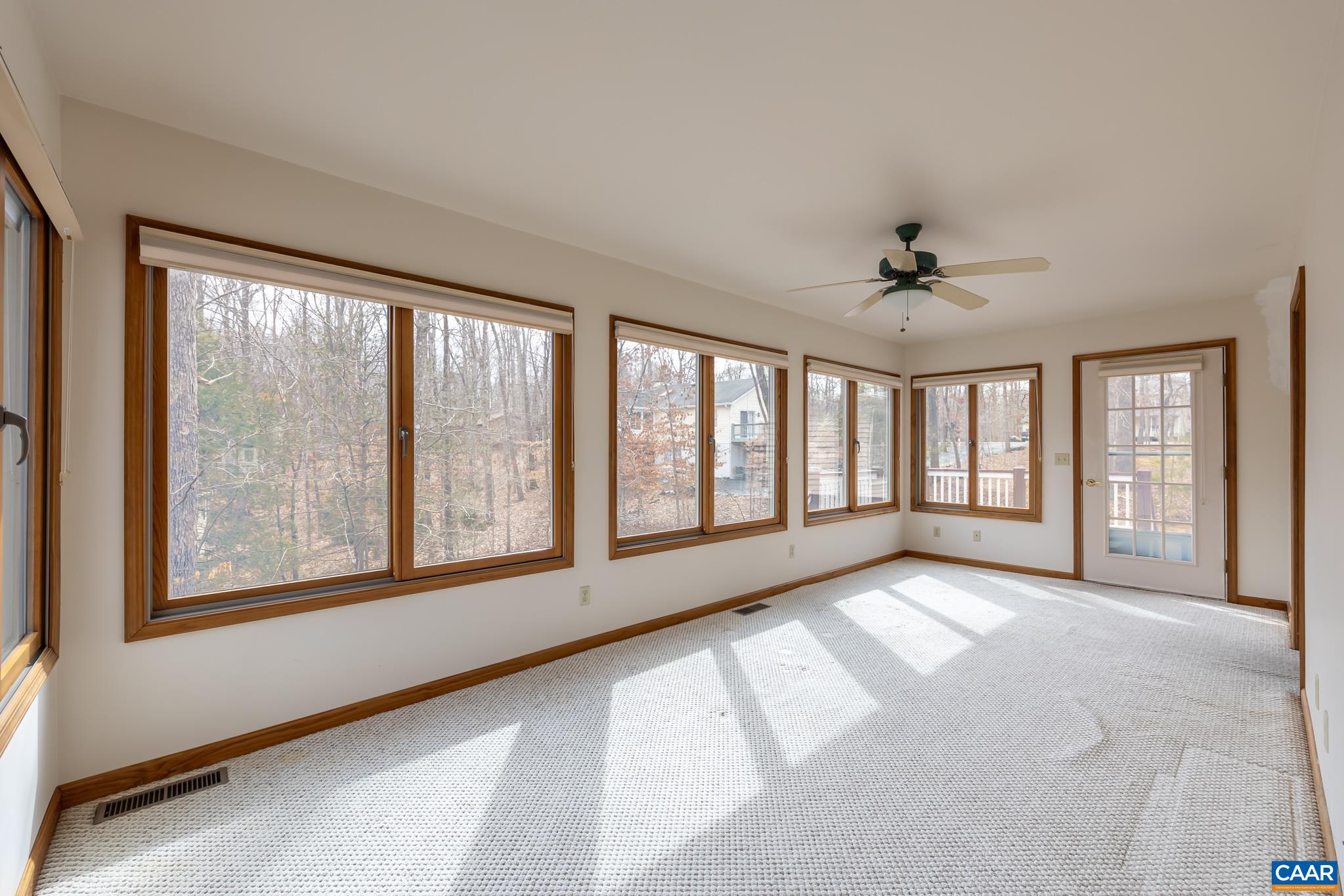 7 Sassafras Road Palmyra, VA 22963 - Photo 16 of 45 Sunroom