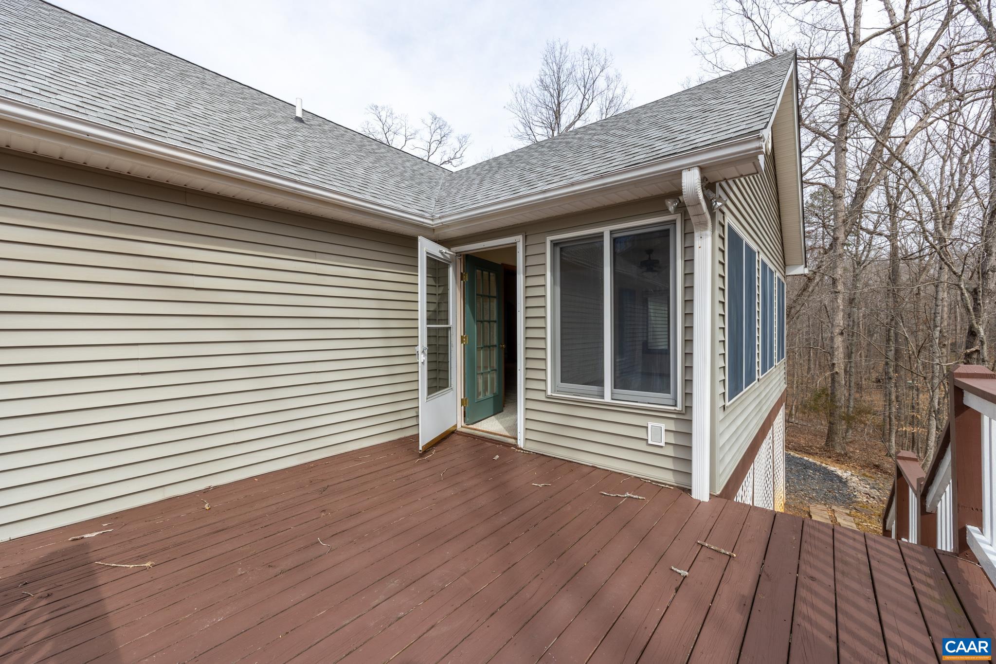 7 Sassafras Road Palmyra, VA 22963 - Photo 18 of 45 Deck off Sunroom