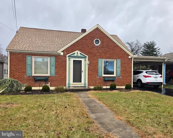 $215,000 | 531 Cumberland Avenue, Chambersburg, PA 17201