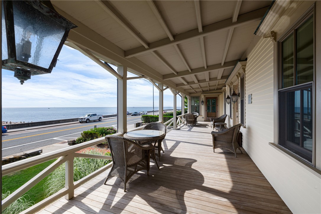 41 Ocean Road Narragansett, RI 02882 - Photo 8 of 50