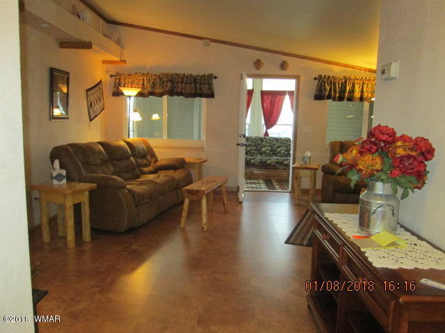 1827 Juniper Ridge Drive, Unit 288 Show Low, AZ 85901 - Photo 2 of 16