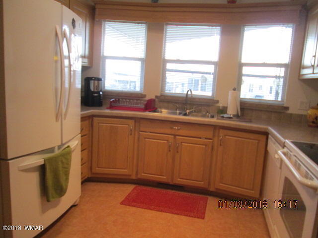 1827 Juniper Ridge Drive, Unit 288 Show Low, AZ 85901 - Photo 6 of 16