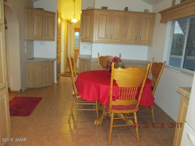 1827 Juniper Ridge Drive, Unit 288 Show Low, AZ 85901 - Photo 7 of 16