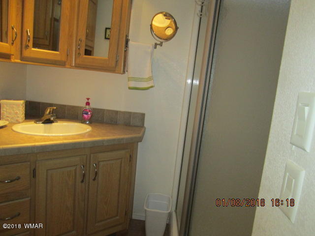 1827 Juniper Ridge Drive, Unit 288 Show Low, AZ 85901 - Photo 10 of 16