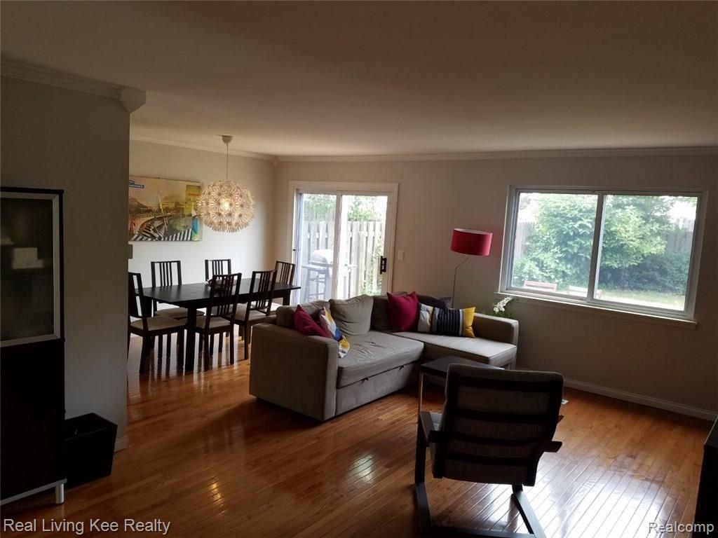129 Stratford Lane Rochester Hills, MI 48309 - Photo 5 of 18