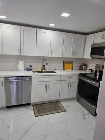 $3,400 | 6904 Southwest 114th Place, Unit C58, Miami, FL 33173