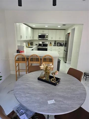 $3,400 | 6904 Southwest 114th Place, Unit C58, Miami, FL 33173