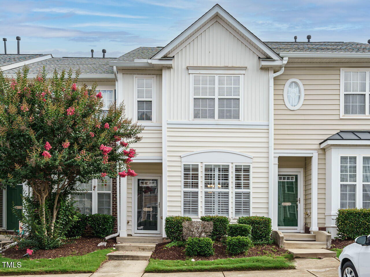7646 Winners Edge Street Raleigh, NC 27617 - Photo 1 of 30 001-1280x960-main-exterior
