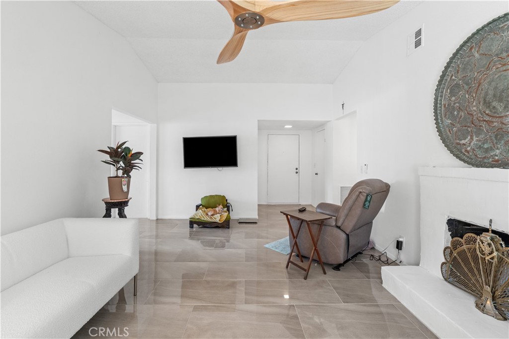 2764 East Mirada Road Highland, CA 92346 - Photo 11 of 26