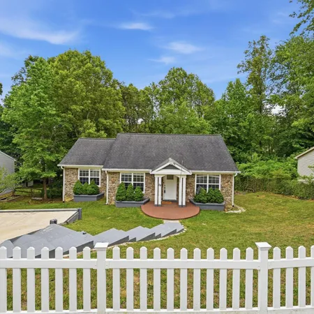 $449,900 | 28 Cherry Laurel Drive, Fredericksburg, VA 22405