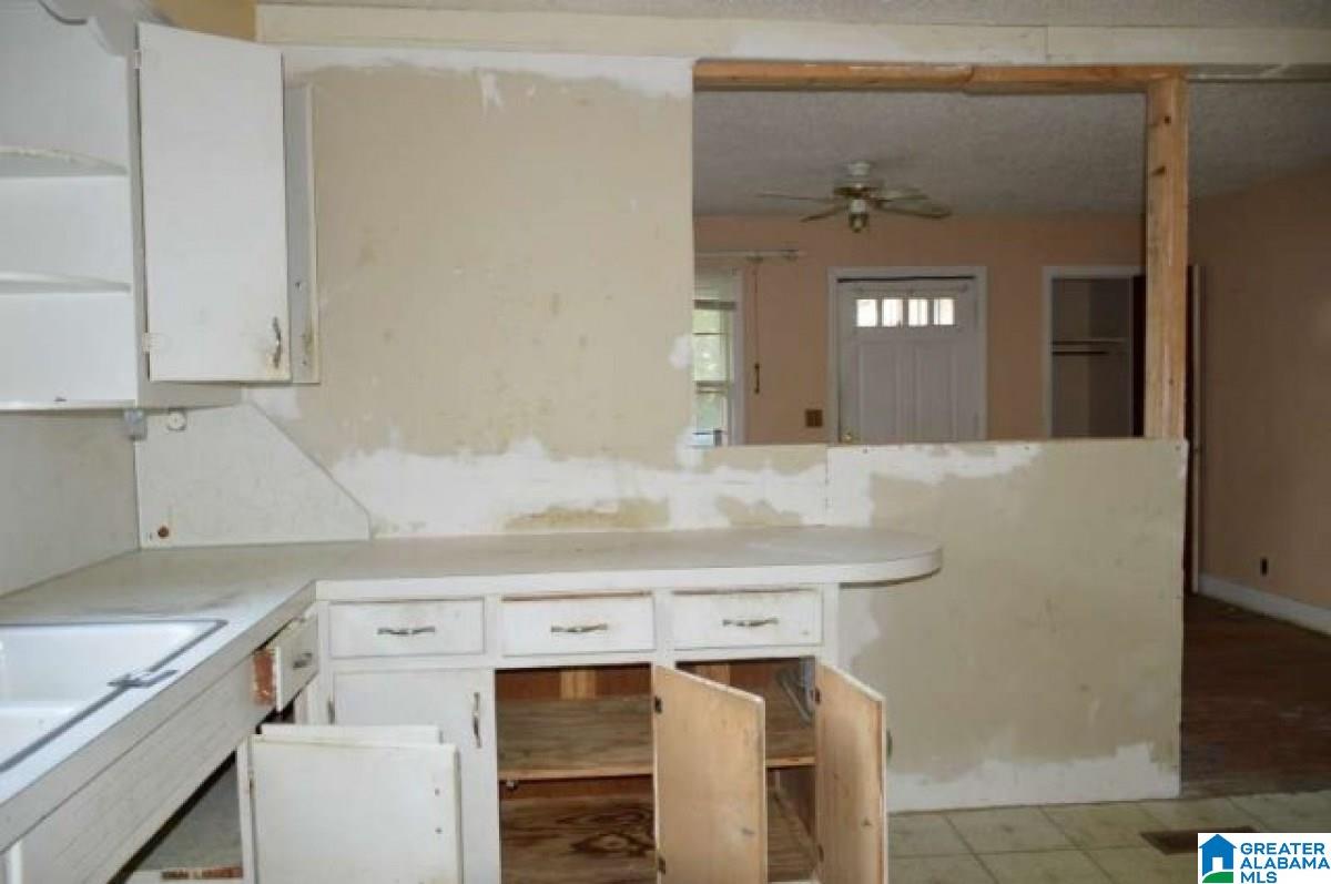 1736 34th Street North Birmingham, AL 35208 - Photo 2 of 8