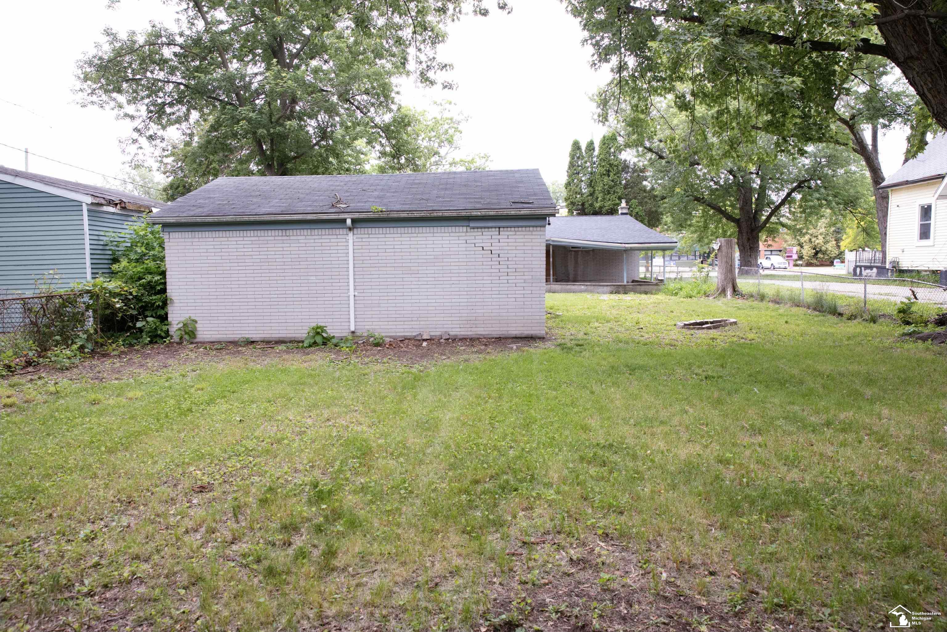 19278 Berg Road Detroit, MI 48219 - Photo 33 of 36 Gallery Image 33