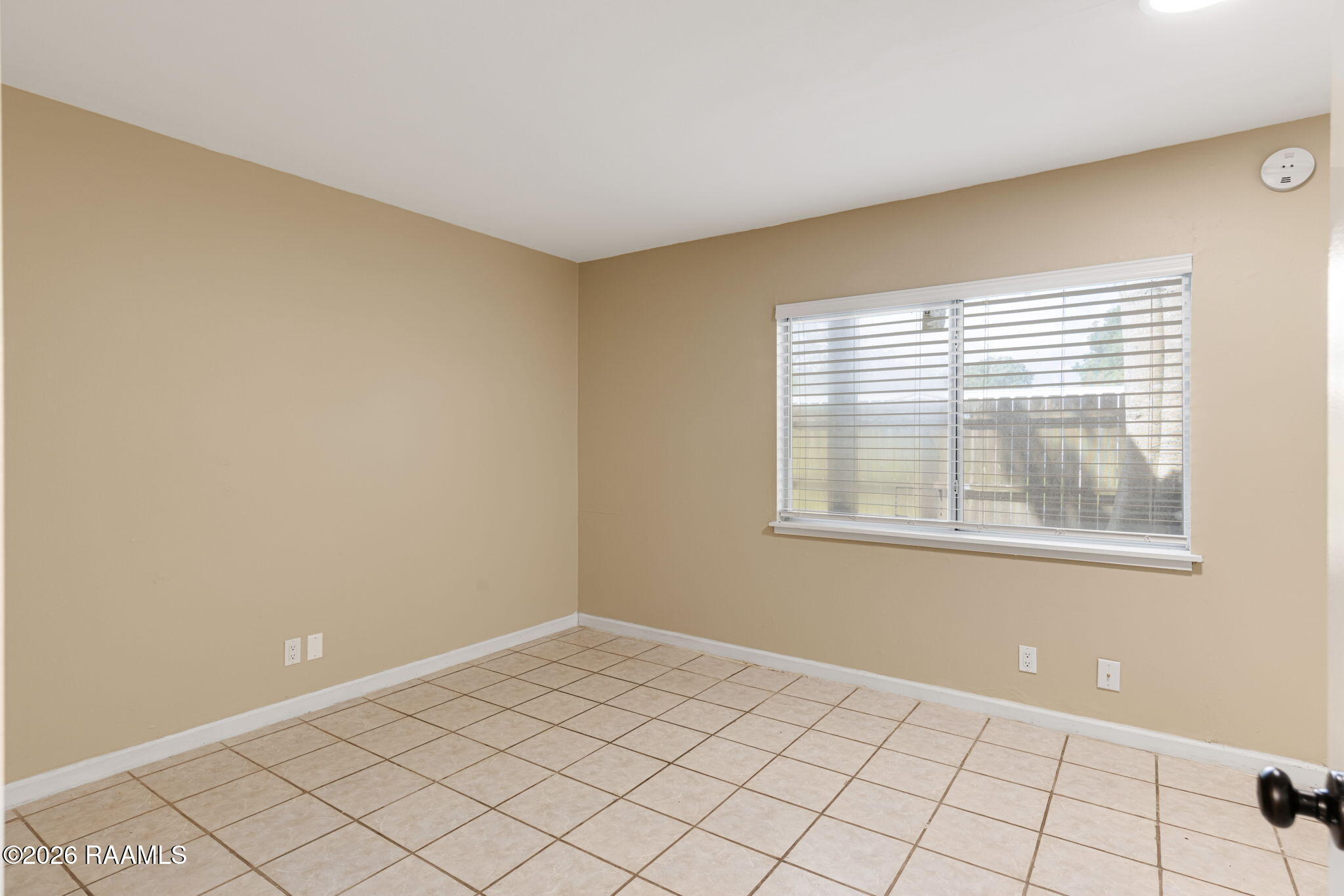 220 Doucet Road, Unit 153G Lafayette, LA 70503 - Photo 8 of 13 8-web-or-mls-220 Doucet Rd 153G-7