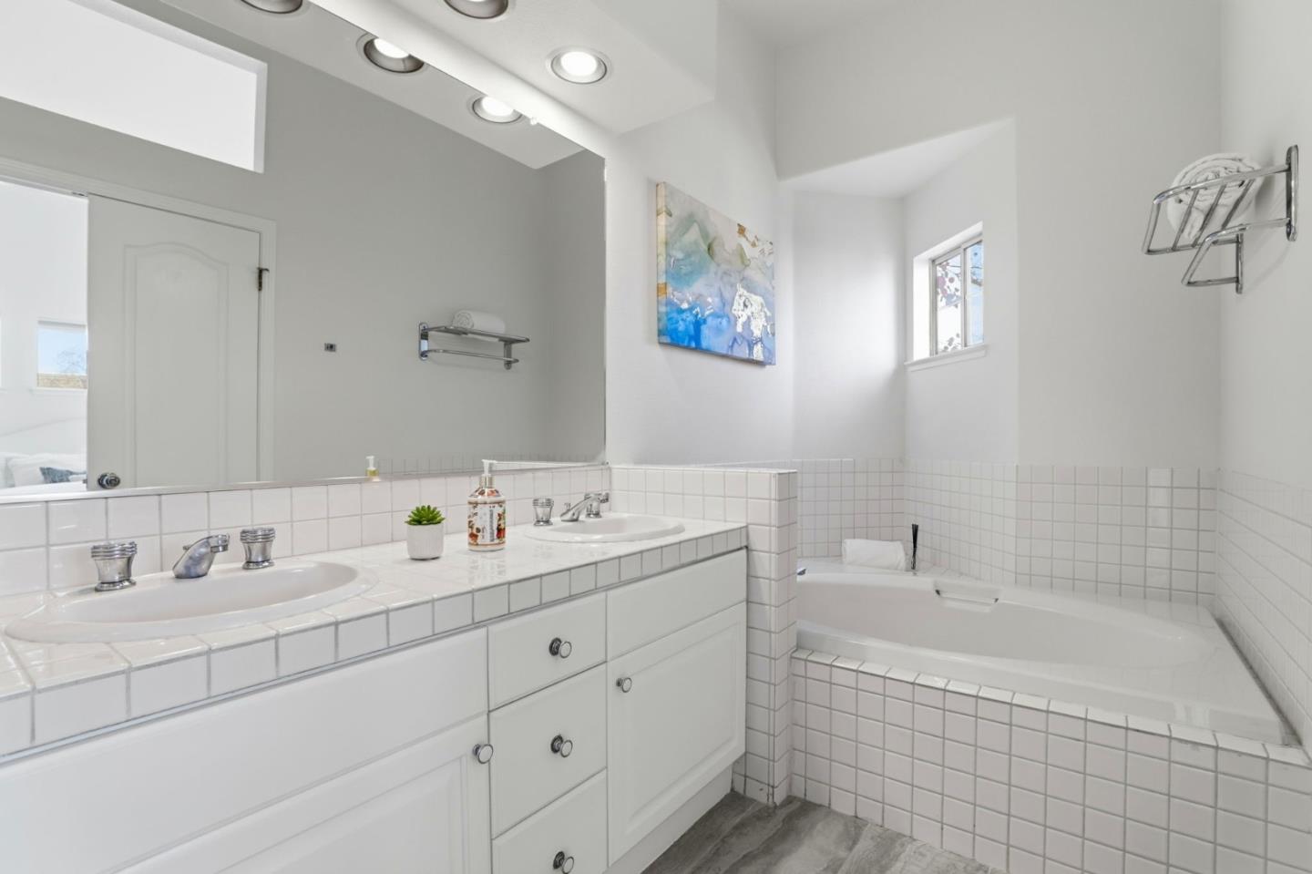992 Alpine Terrace, Unit 6 Sunnyvale, CA 94086 - Photo 22 of 37