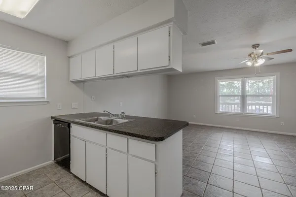 $1,450 | 7813 North Lagoon Drive, Unit 4H, Panama City Beach, FL 32408