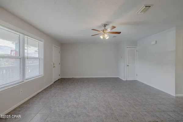 $1,450 | 7813 North Lagoon Drive, Unit 4H, Panama City Beach, FL 32408