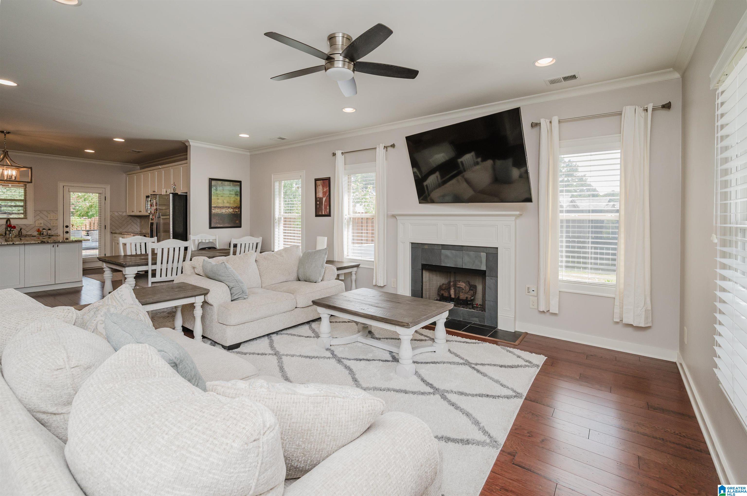 1586 Chace Way Birmingham, AL 35244 - Photo 6 of 40