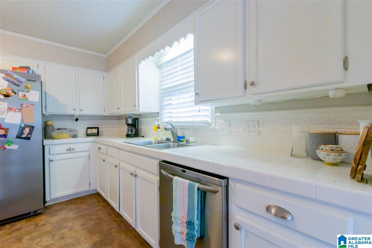 940 Ryecroft Road Pelham, AL 35124 - Photo 18 of 50