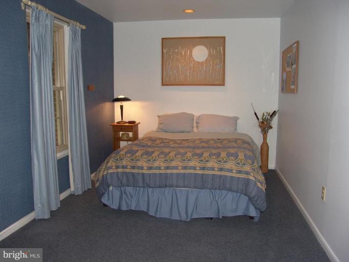 9836 Natick Road Burke, VA 22015 - Photo 15 of 30 Bedroom #5