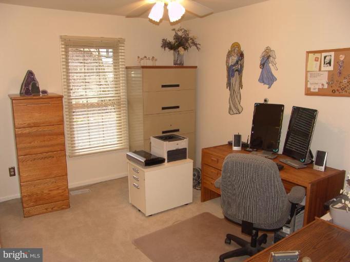 9836 Natick Road Burke, VA 22015 - Photo 20 of 30 Bedroom #3