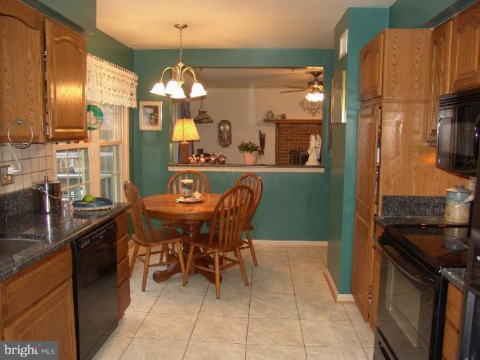 9836 Natick Road Burke, VA 22015 - Photo 8 of 30 Kitchen