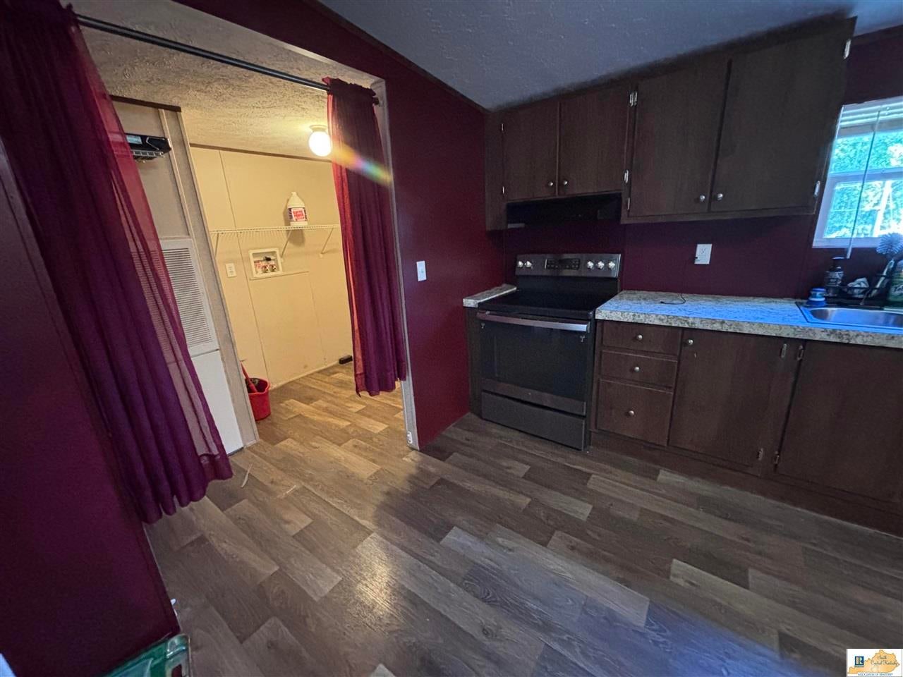 315 Barricks Road Louisville, KY 40229 - Photo 26 of 28 Gallery Image 26