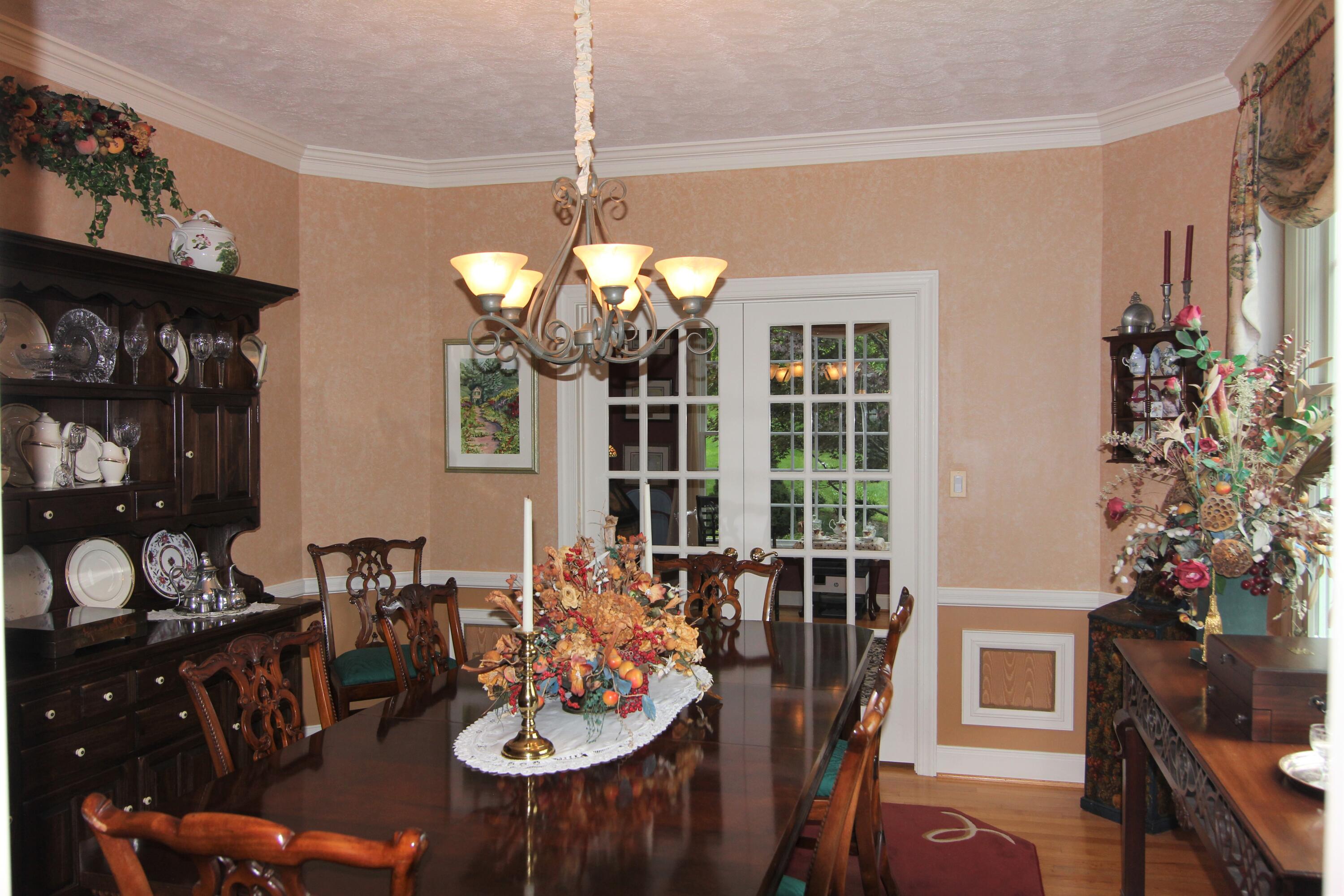 470 Calypso Road Moneta, VA 24121 - Photo 16 of 111 Dinning Room