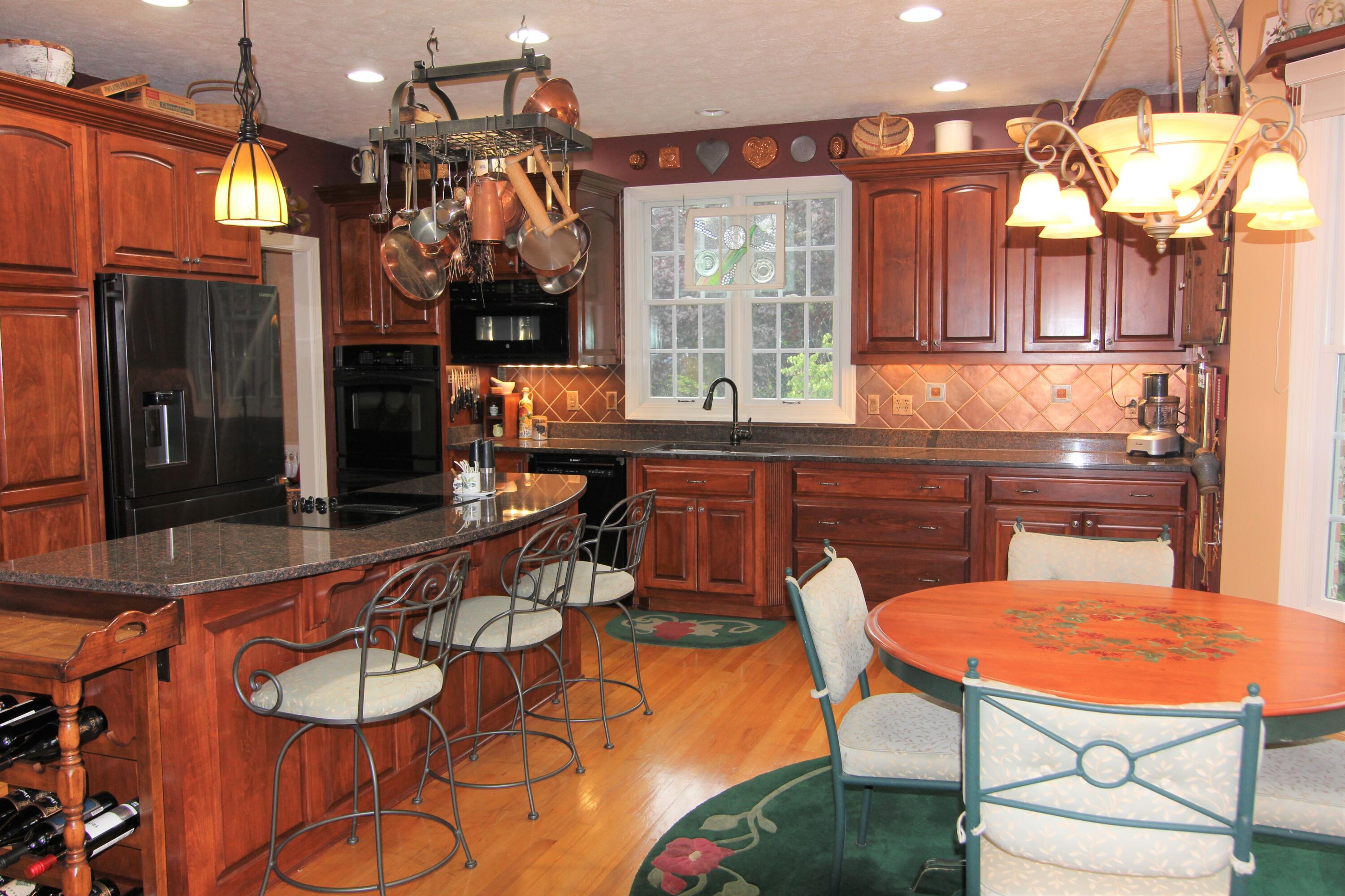 470 Calypso Road Moneta, VA 24121 - Photo 21 of 111 Kitchen