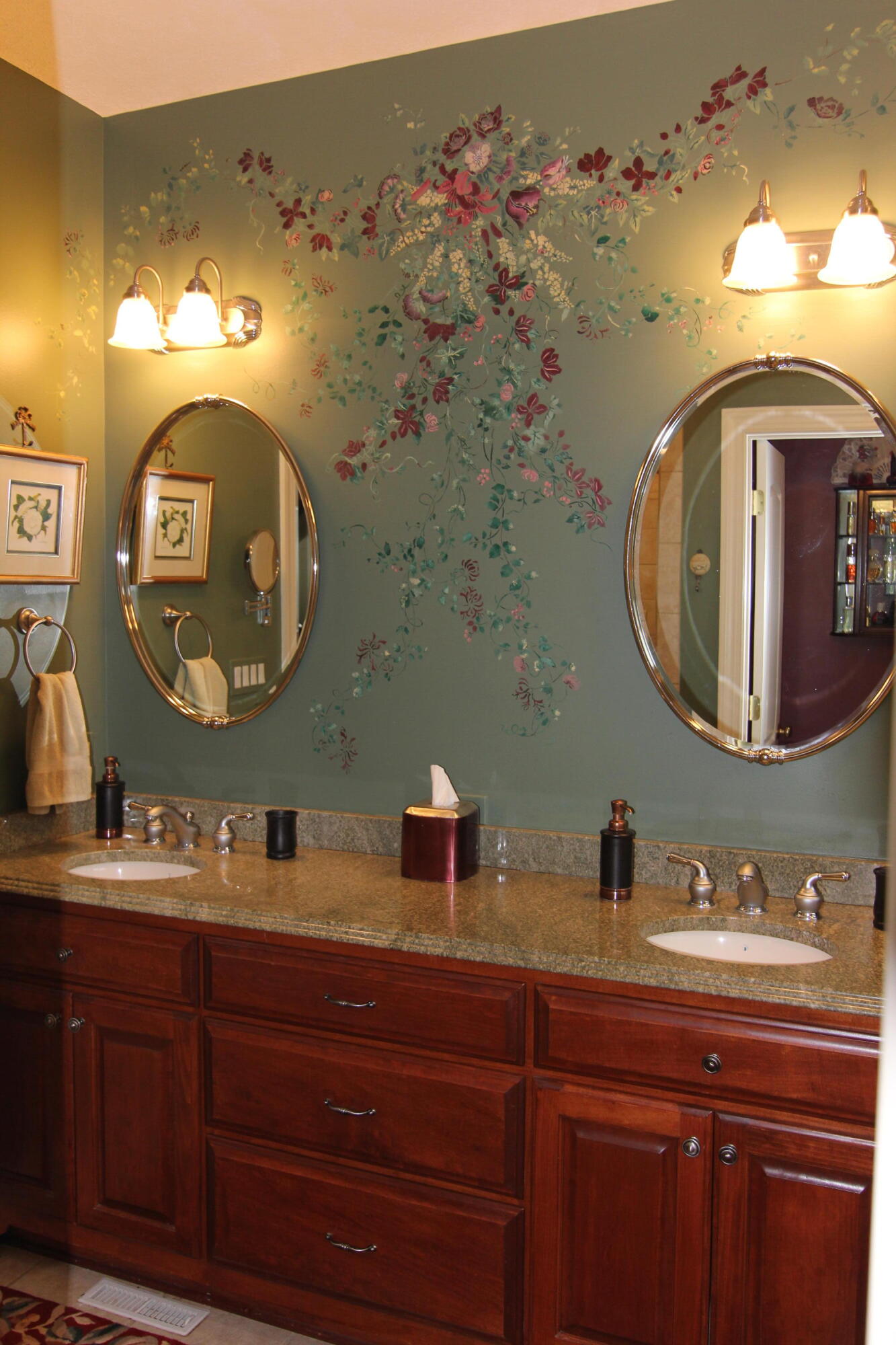470 Calypso Road Moneta, VA 24121 - Photo 31 of 111 Master Bathroom