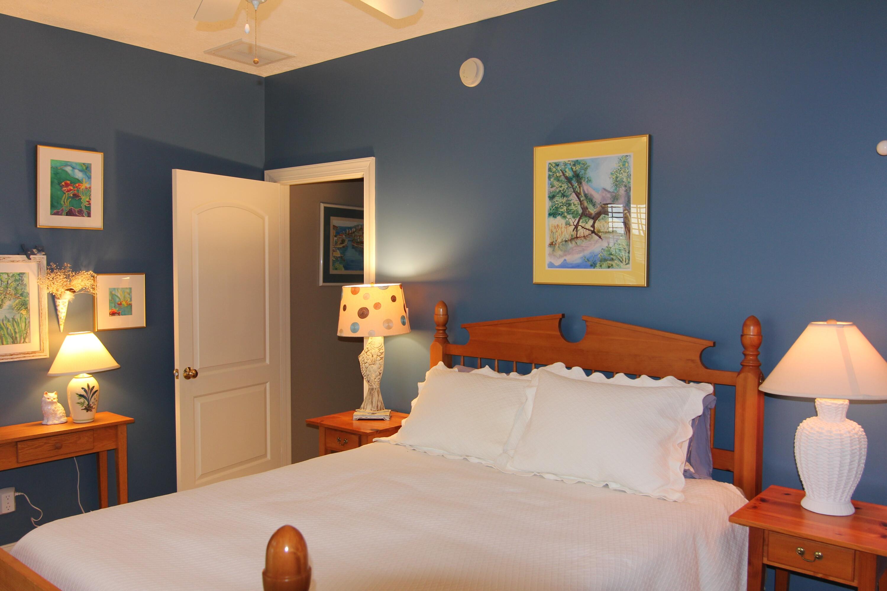 470 Calypso Road Moneta, VA 24121 - Photo 39 of 111 Lakeside Upstairs Bedroom