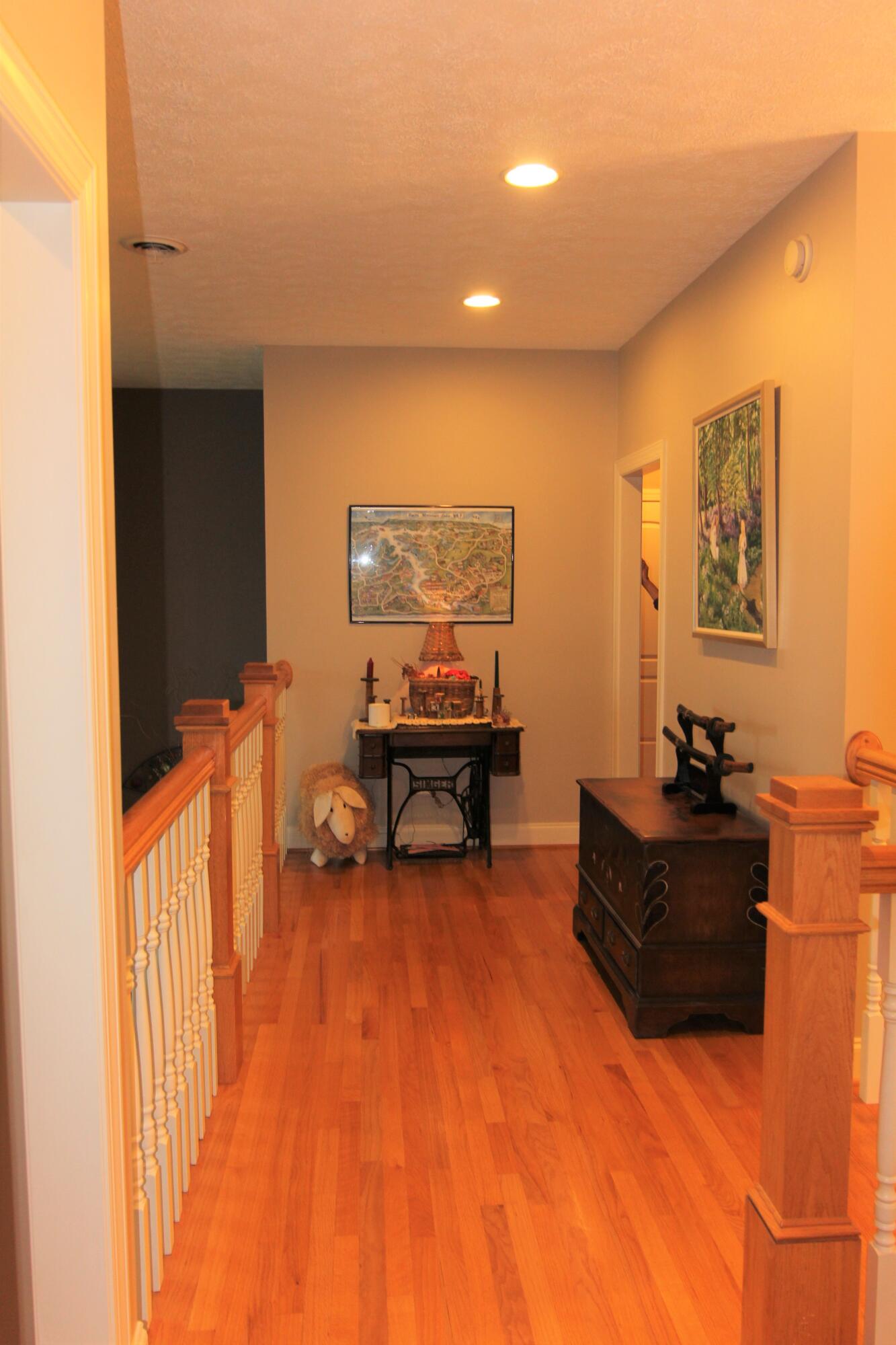 470 Calypso Road Moneta, VA 24121 - Photo 42 of 111 Upstairs Landing