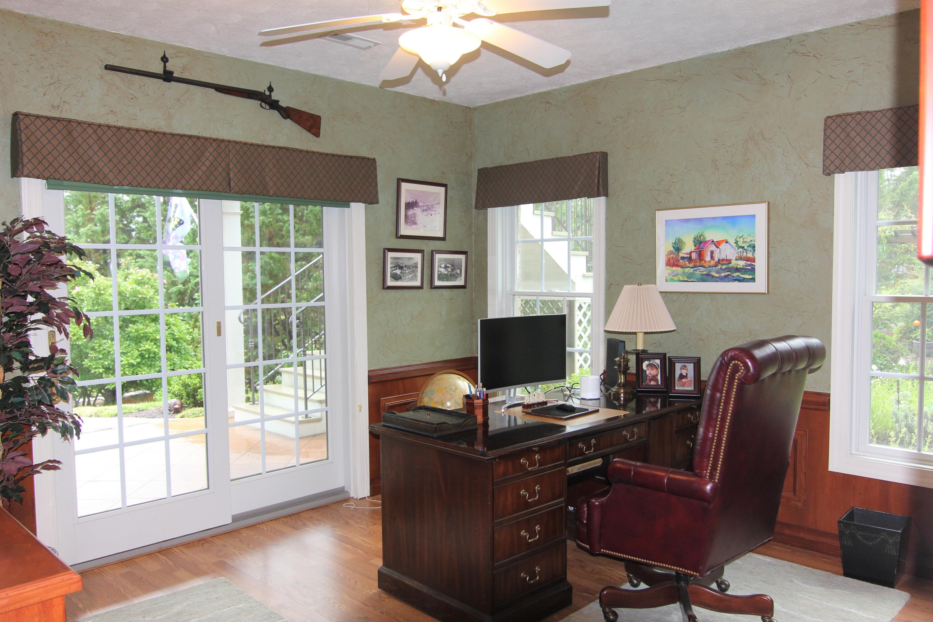470 Calypso Road Moneta, VA 24121 - Photo 63 of 111 Office