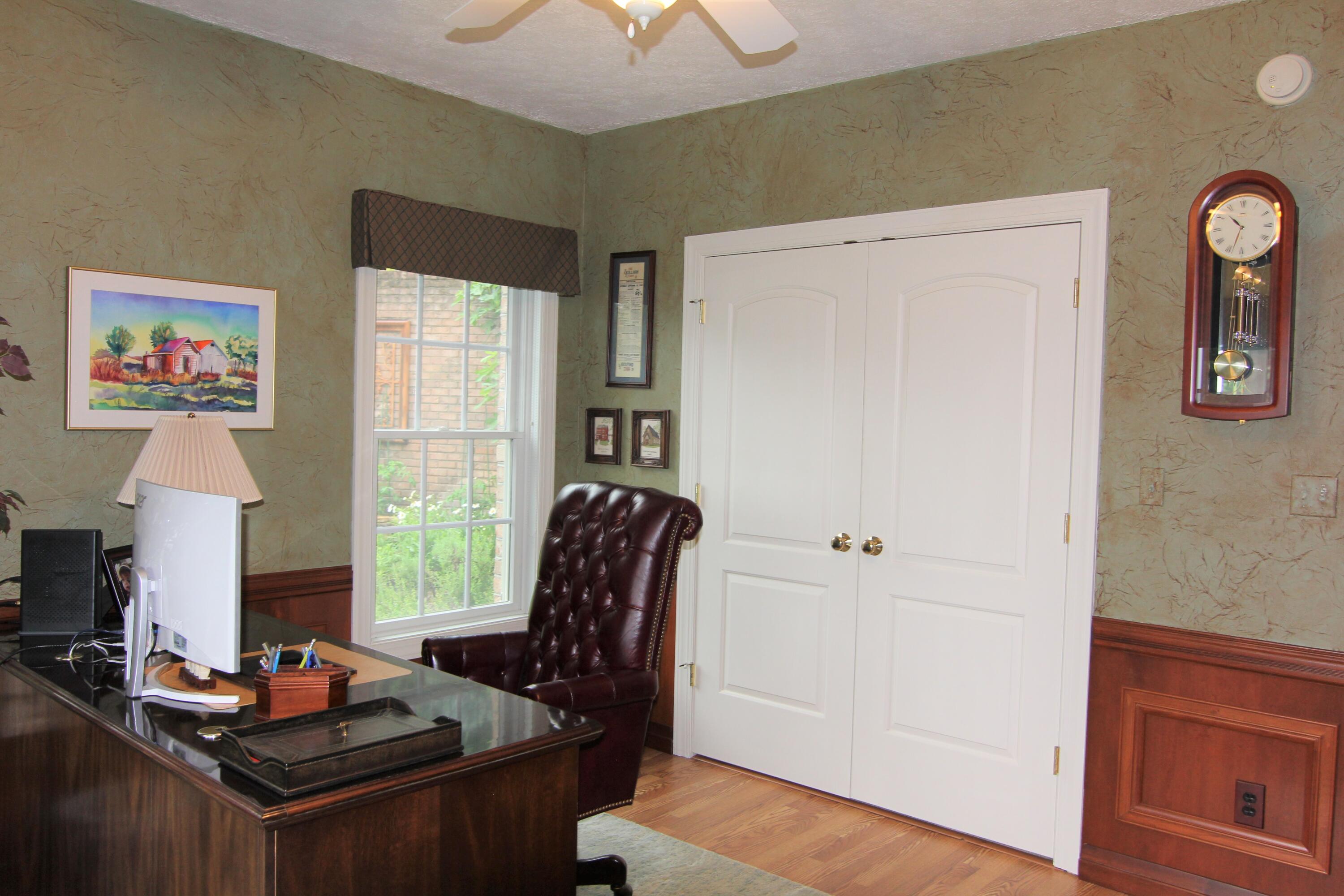 470 Calypso Road Moneta, VA 24121 - Photo 65 of 111 Office