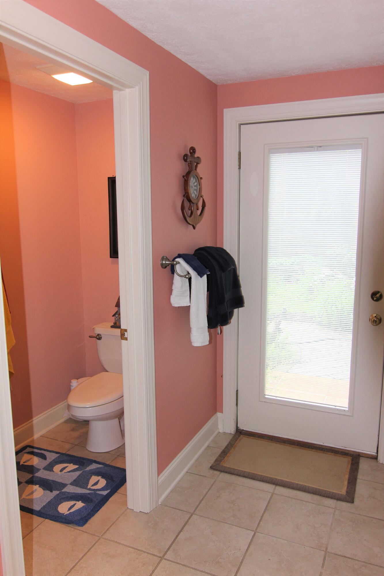 470 Calypso Road Moneta, VA 24121 - Photo 67 of 111 Lower Level Full Bathroom