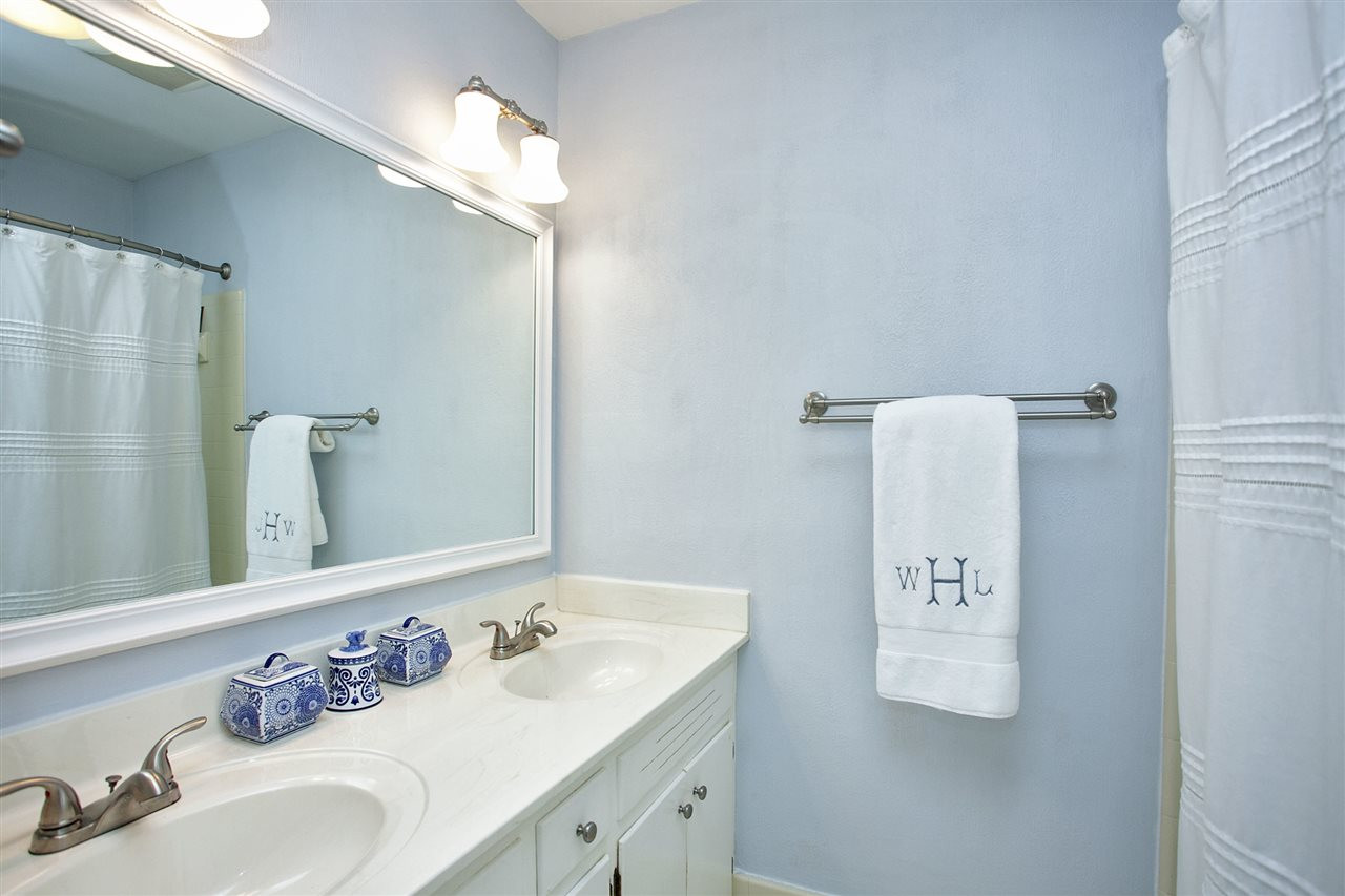 1901 French Drive Raleigh, NC 27612 - Photo 8 of 25 Master Bath/Spa