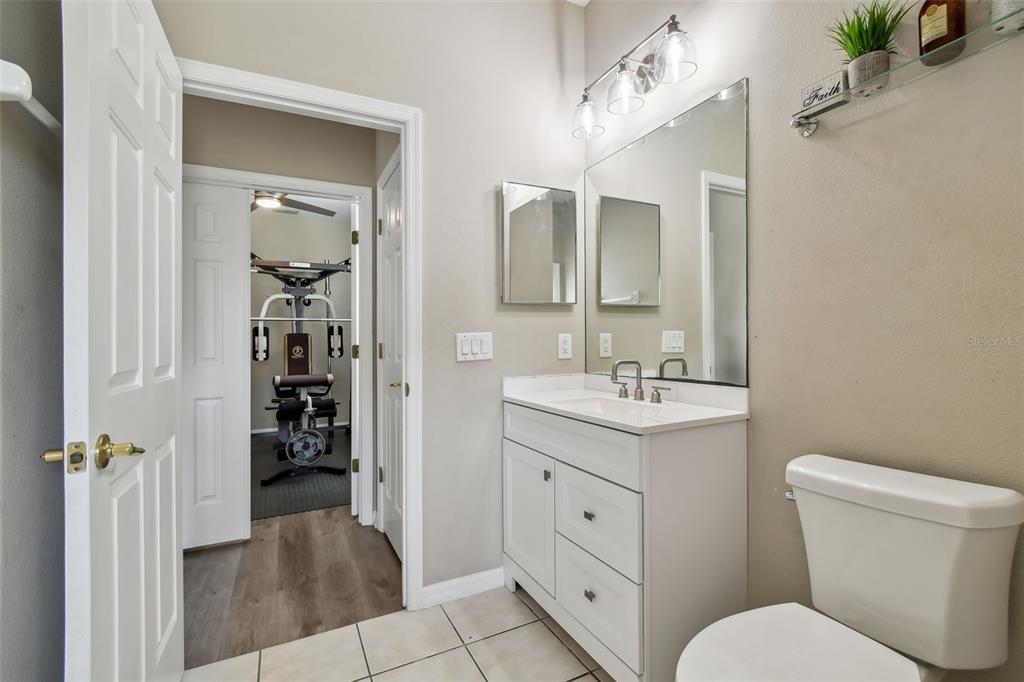 8821 North River Road Tampa, FL 33635 - Photo 12 of 61