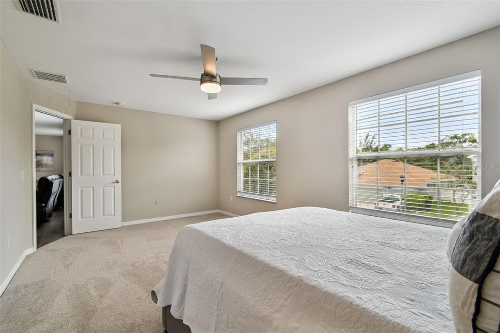 8821 North River Road Tampa, FL 33635 - Photo 30 of 61