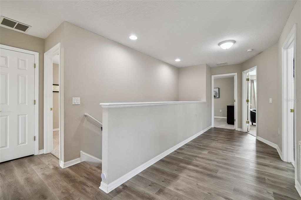 8821 North River Road Tampa, FL 33635 - Photo 37 of 63