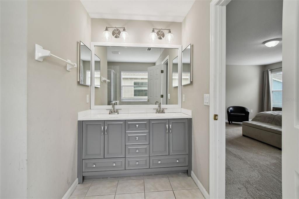 8821 North River Road Tampa, FL 33635 - Photo 45 of 63