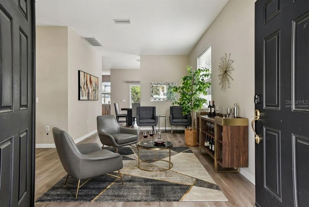 8821 North River Road Tampa, FL 33635 - Photo 7 of 63