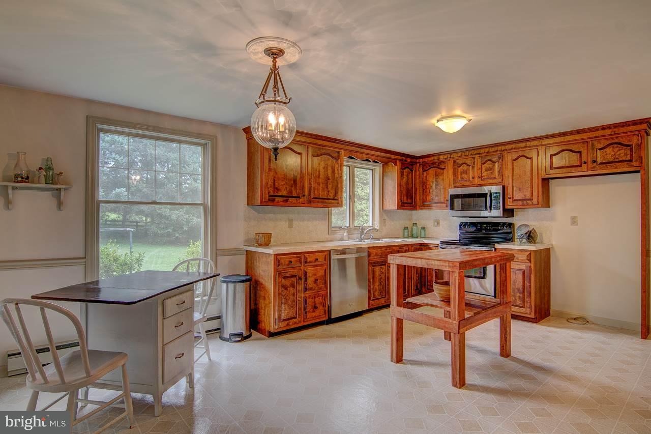 855 Lombard Road Red Lion, PA 17356 - Photo 13 of 32 Gallery Image 13