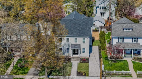 front view of house with a yard