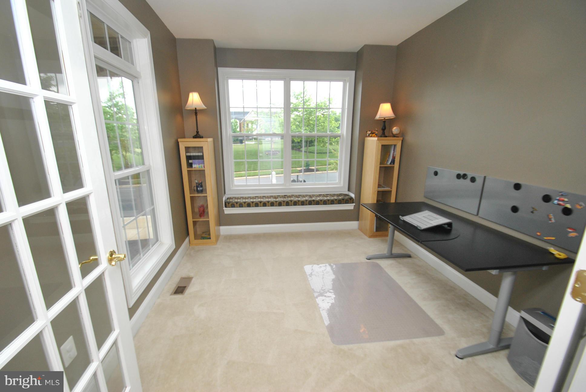 5121 Bright Owl Road Perry Hall, MD 21128 - Photo 4 of 30 MAIN LEVEL OFFICE / DEN