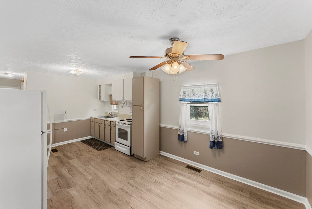 2472 Suburban Road Lynchburg, VA 24501 - Photo 14 of 37 Gallery Image 14