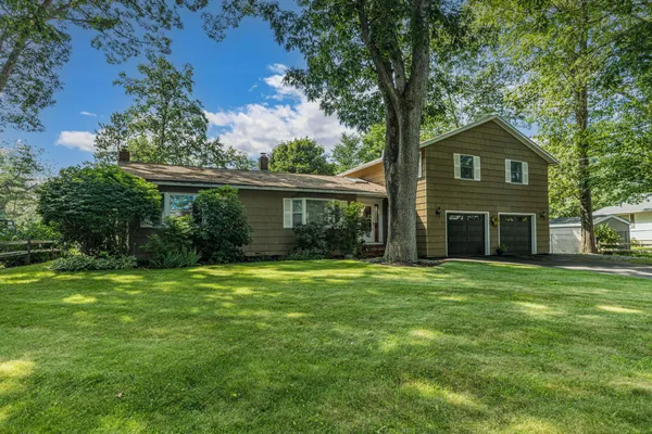 $4,500 | 33 Taft Road, Portsmouth, NH 03801