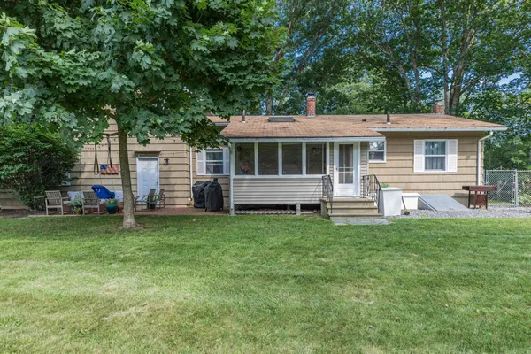 $4,500 | 33 Taft Road, Portsmouth, NH 03801