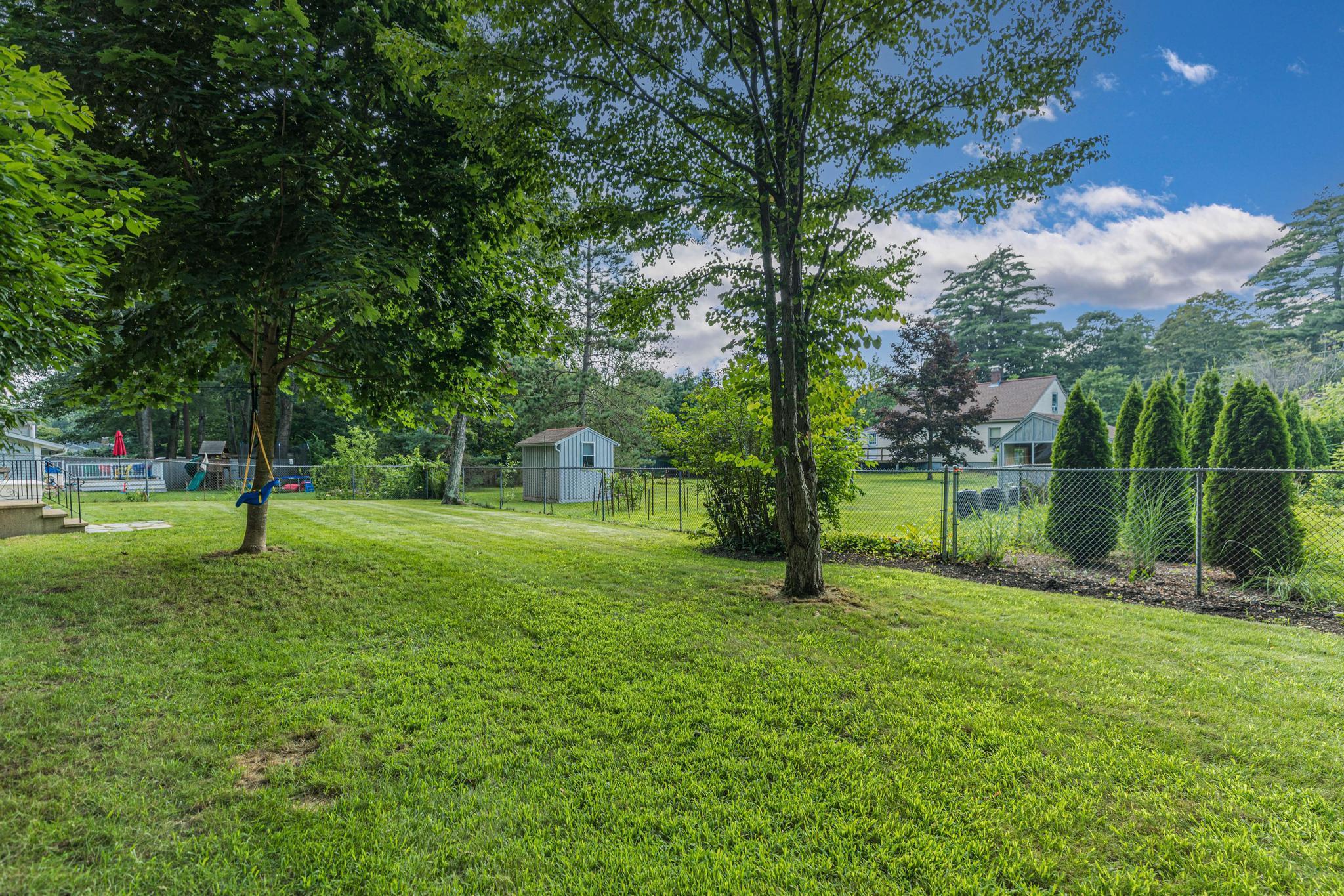 33 Taft Road Portsmouth, NH 03801 - Photo 7 of 27