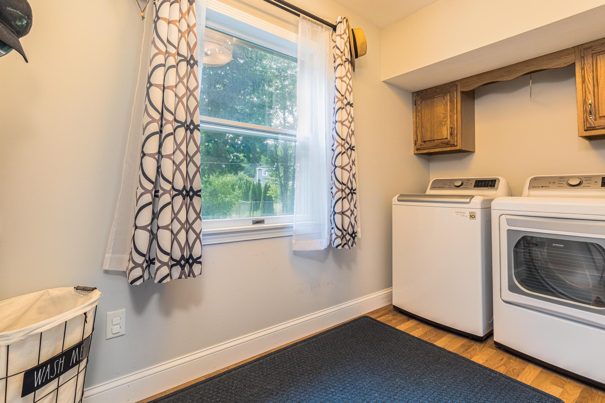 33 Taft Road Portsmouth, NH 03801 - Photo 10 of 27