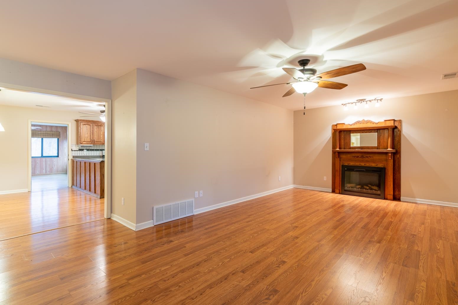 914 Fite Road Millington, TN 38053 - Photo 5 of 24 Gallery Image 5